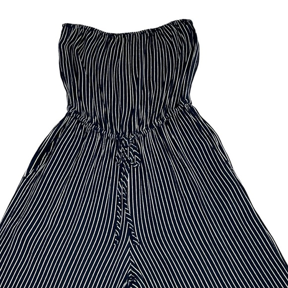 ABERCROMBIE & FITCH Navy Blue White Pinstripe Strapless Wide Leg Jumpsuit Size S - Picture 5 of 16